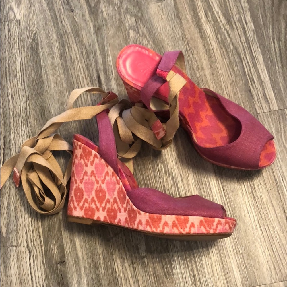 Stuart Weitzman Ikat Magenta Canvas Wedge